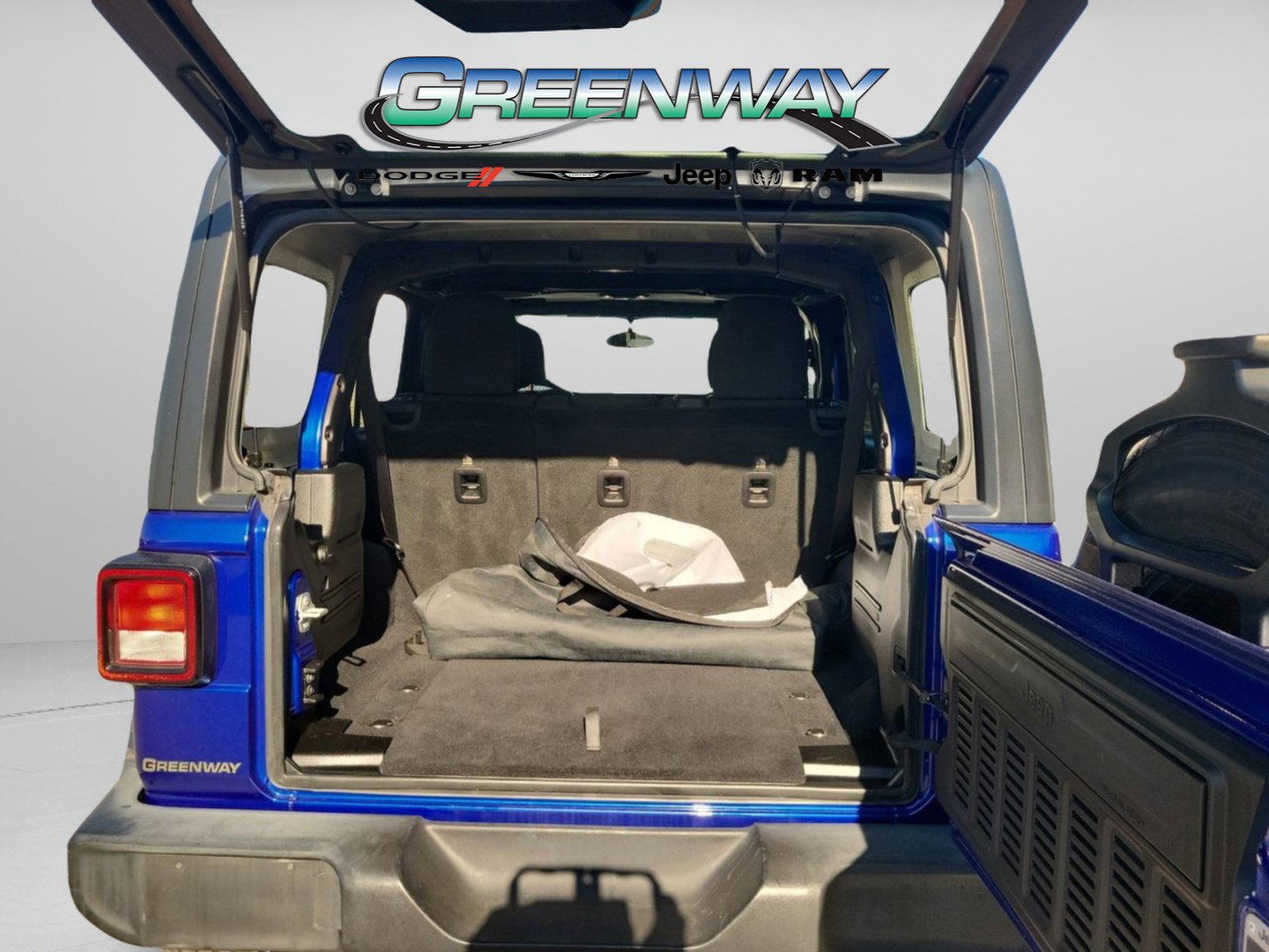 Used 2019 Jeep Wrangler Unlimited Sport S image 7