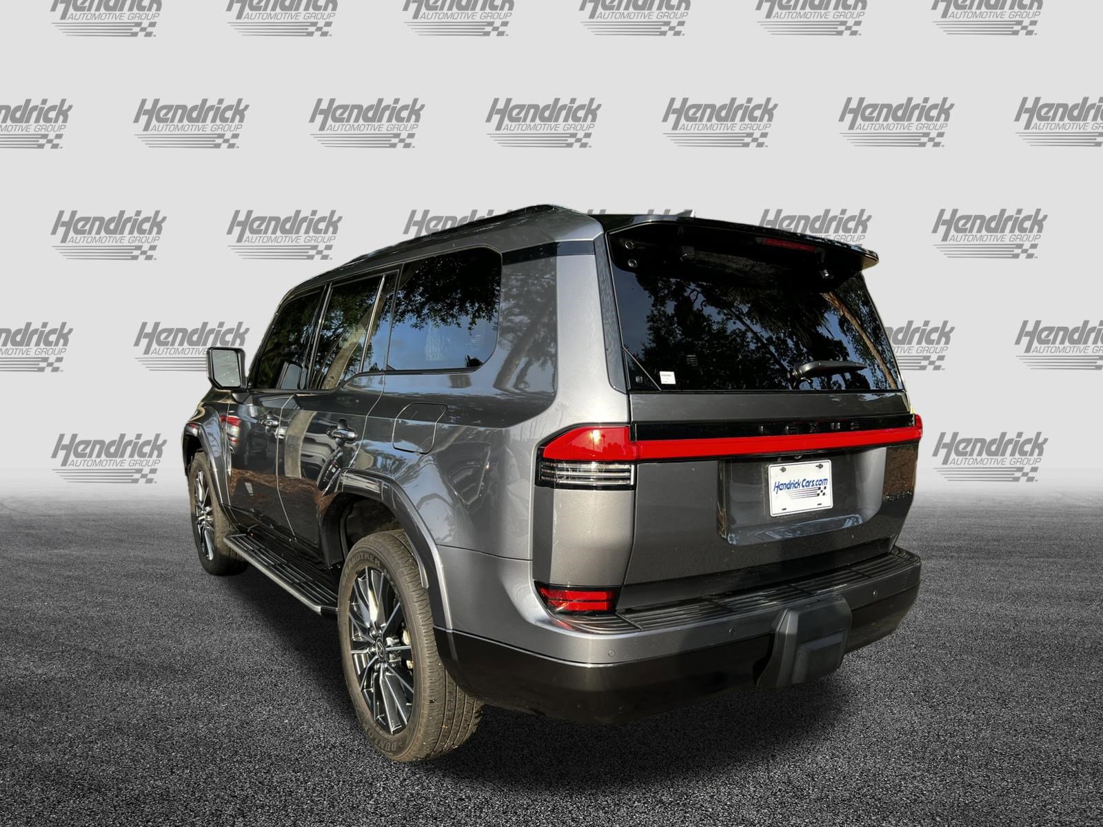 Used 2025 Lexus GX 550 w/ Accessory Package (2T) AWD/4WD image 7