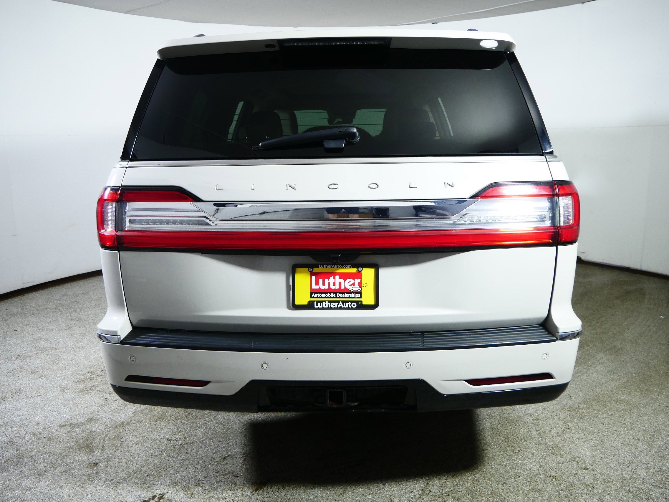 Used 2021 Lincoln Navigator L Reserve image 7