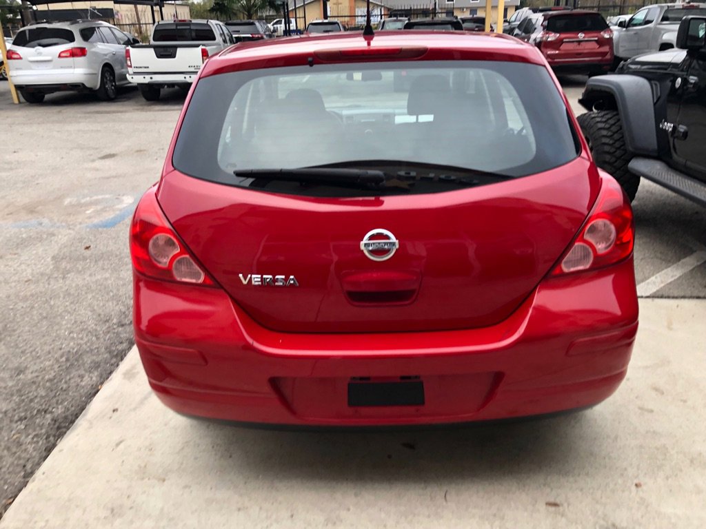 Used 2012 Nissan Versa 1.8 S image 4