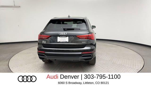Used 2025 Audi Q3 2.0T Premium w/ Convenience Package AWD/4WD image 3