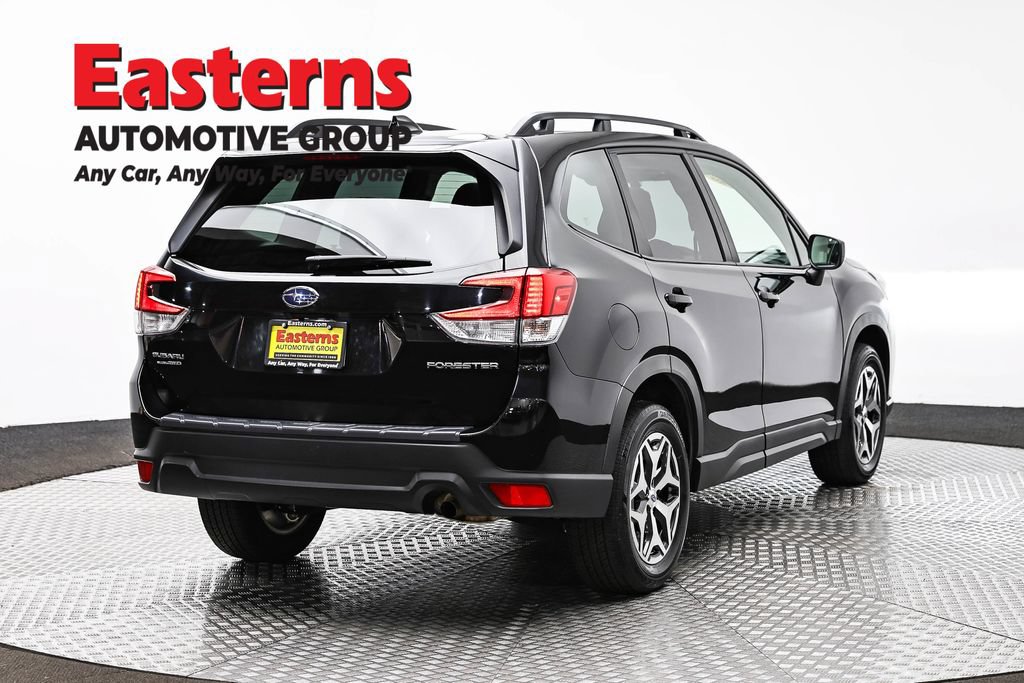 Used 2022 Subaru Forester Premium AWD/4WD image 5