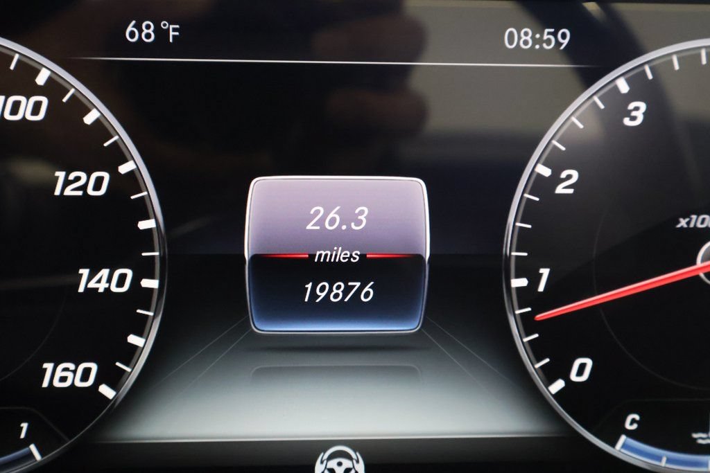 Used 2019 Mercedes-Benz S 560 Cabriolet image 18