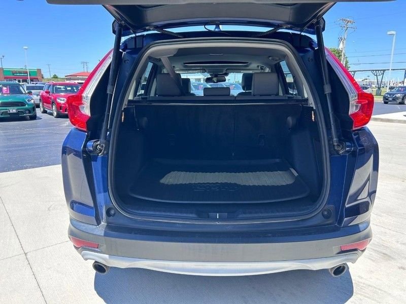 Used 2017 Honda CR-V Touring image 7