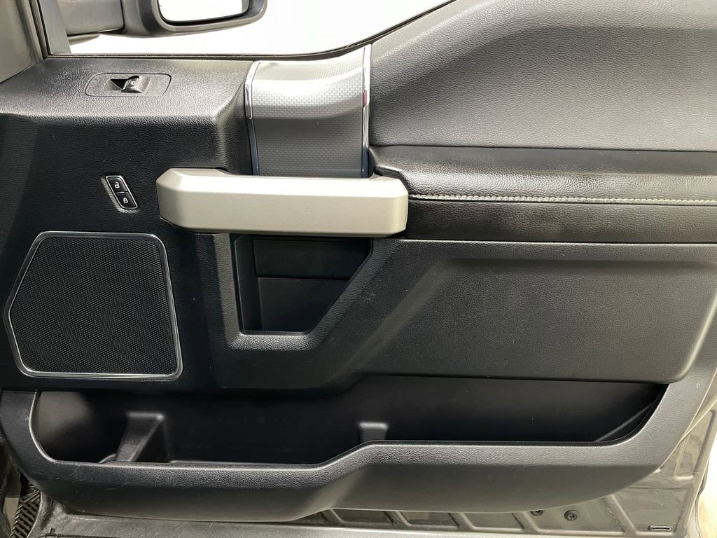 Used 2016 Ford F150 Lariat w/ Equipment Group 502A Luxury image 42