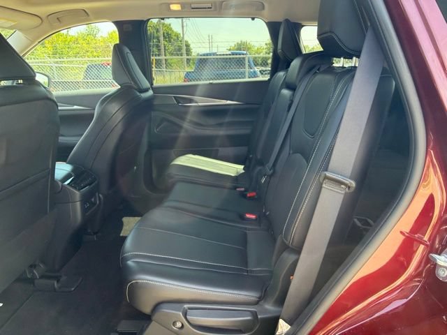Used 2023 INFINITI QX60 Luxe w/ Cargo Package FWD image 9