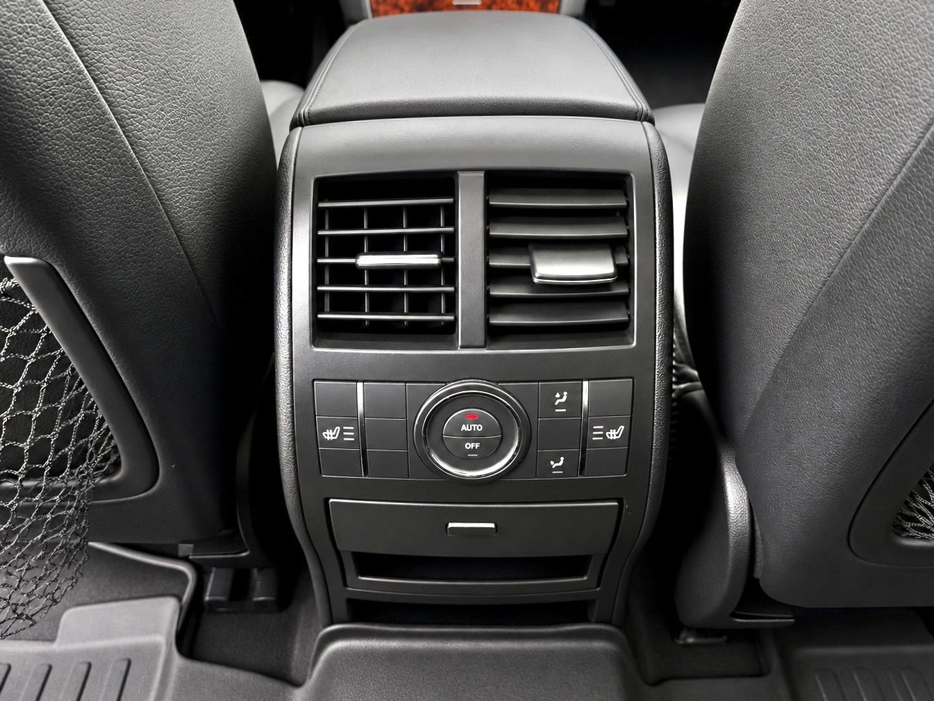 Used 2011 Mercedes-Benz ML 550 4MATIC image 15