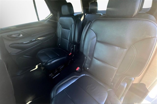 Used 2023 Chevrolet Traverse LT image 25