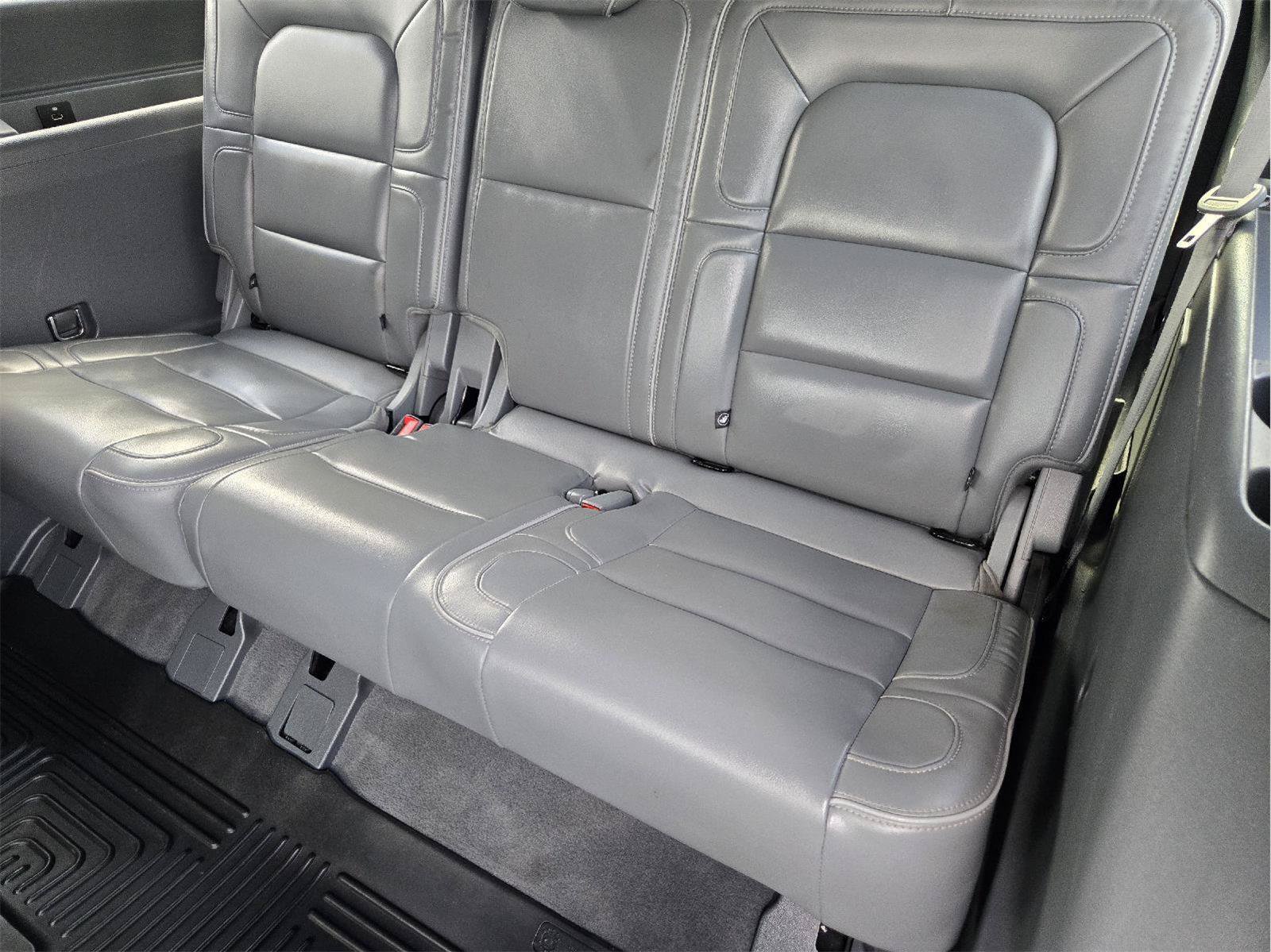 Used 2019 Lincoln Navigator L Reserve AWD/4WD image 29