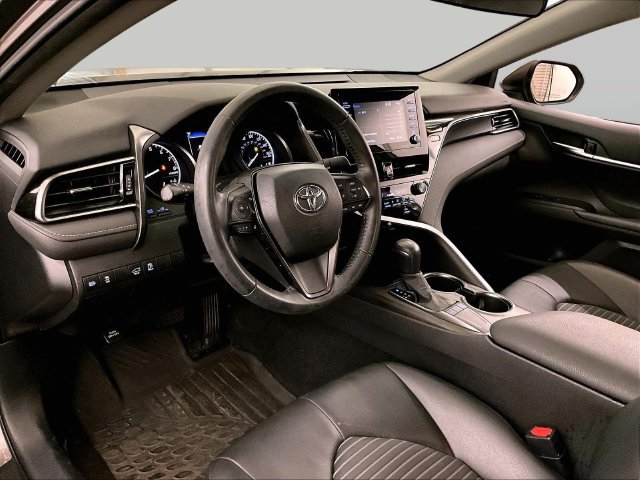 Used 2022 Toyota Camry SE FWD image 12