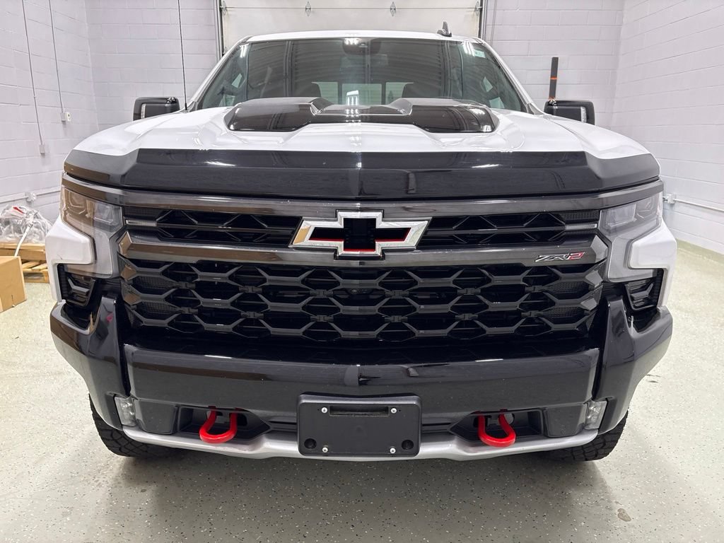 Used 2024 Chevrolet Silverado 1500 ZR2 AWD/4WD image 10