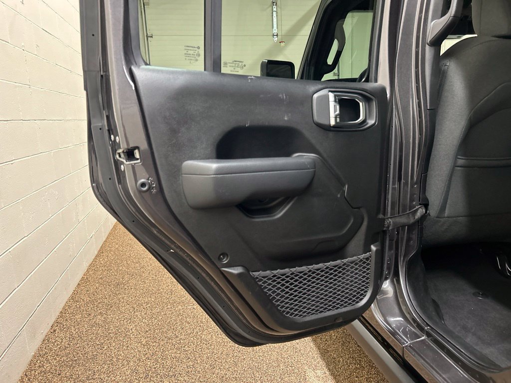 Used 2025 Jeep Wrangler Unlimited Sport S 4xe AWD/4WD image 16