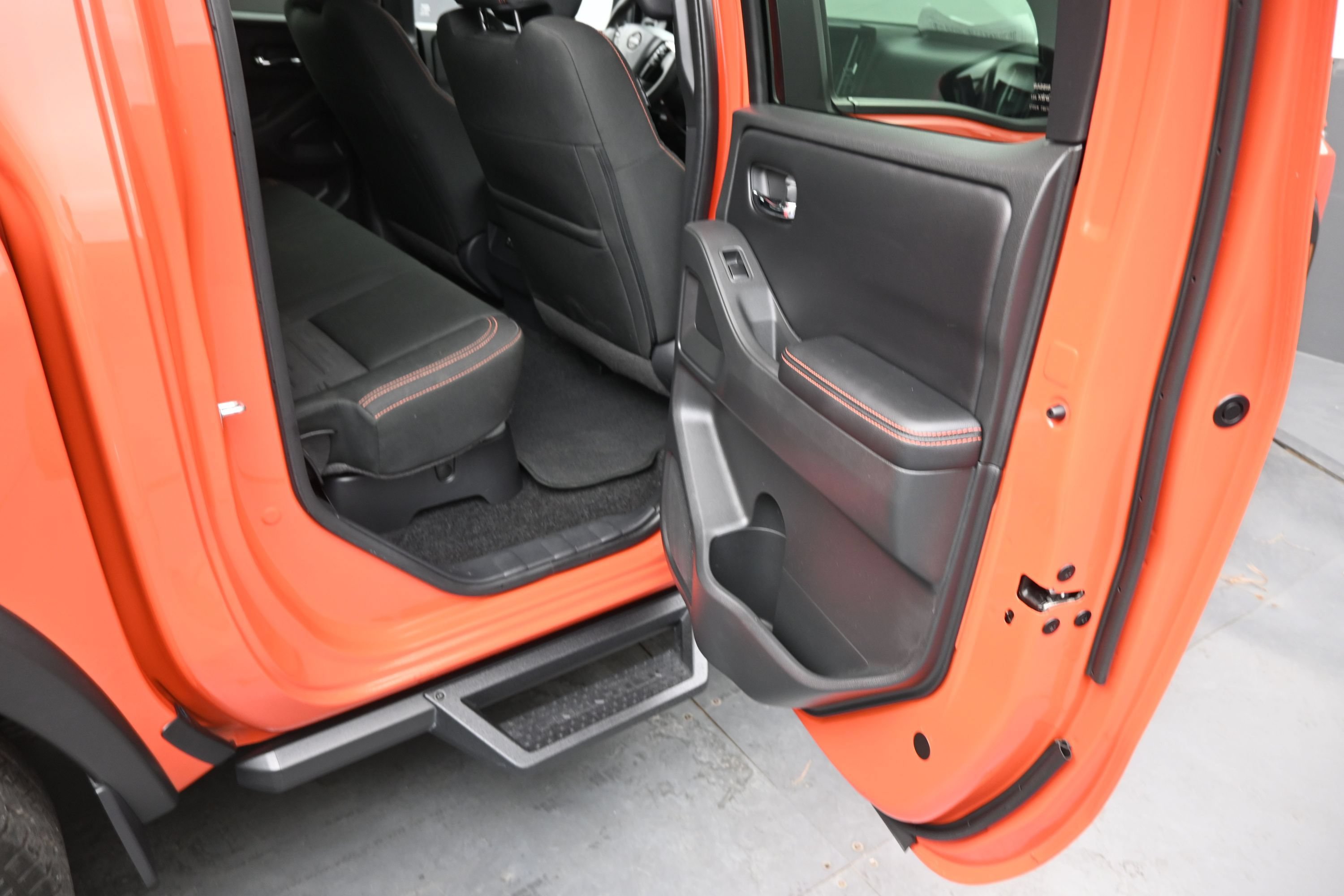 Used 2025 Nissan Frontier Pro-X RWD image 12