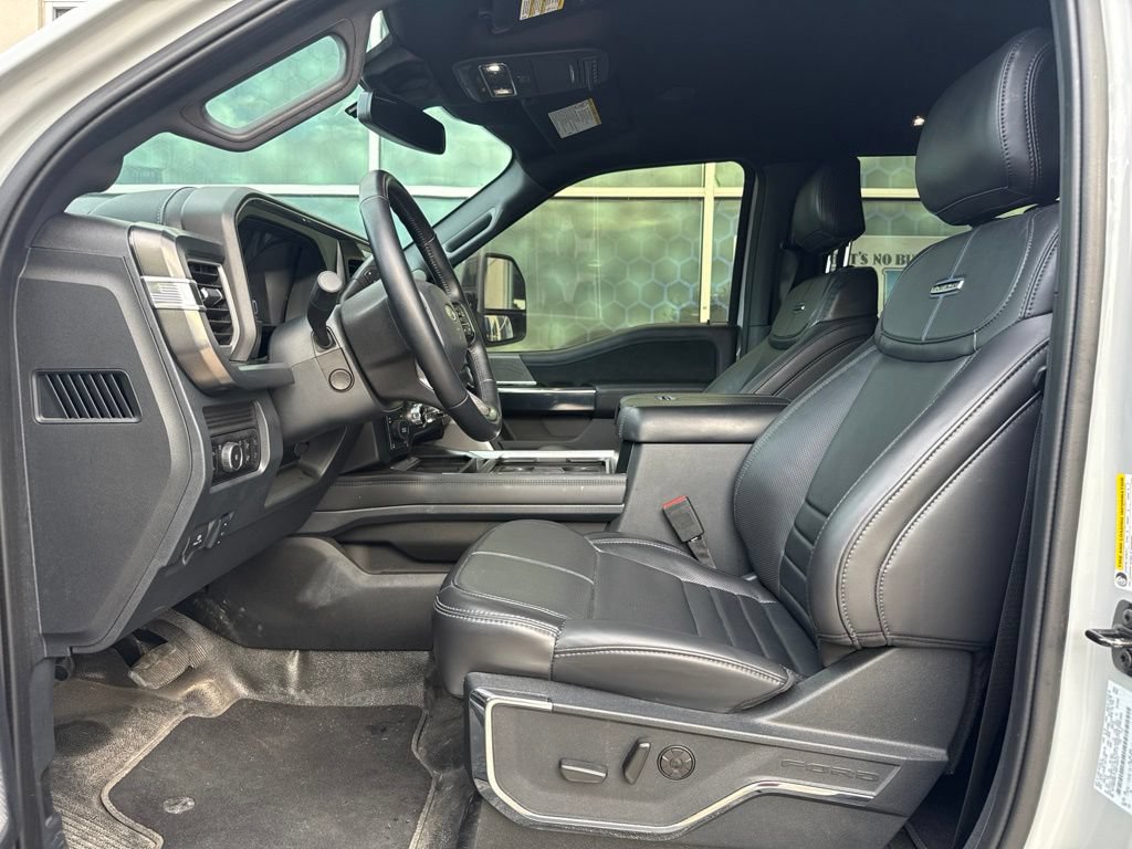 Used 2025 Ford F250 Platinum AWD/4WD image 9