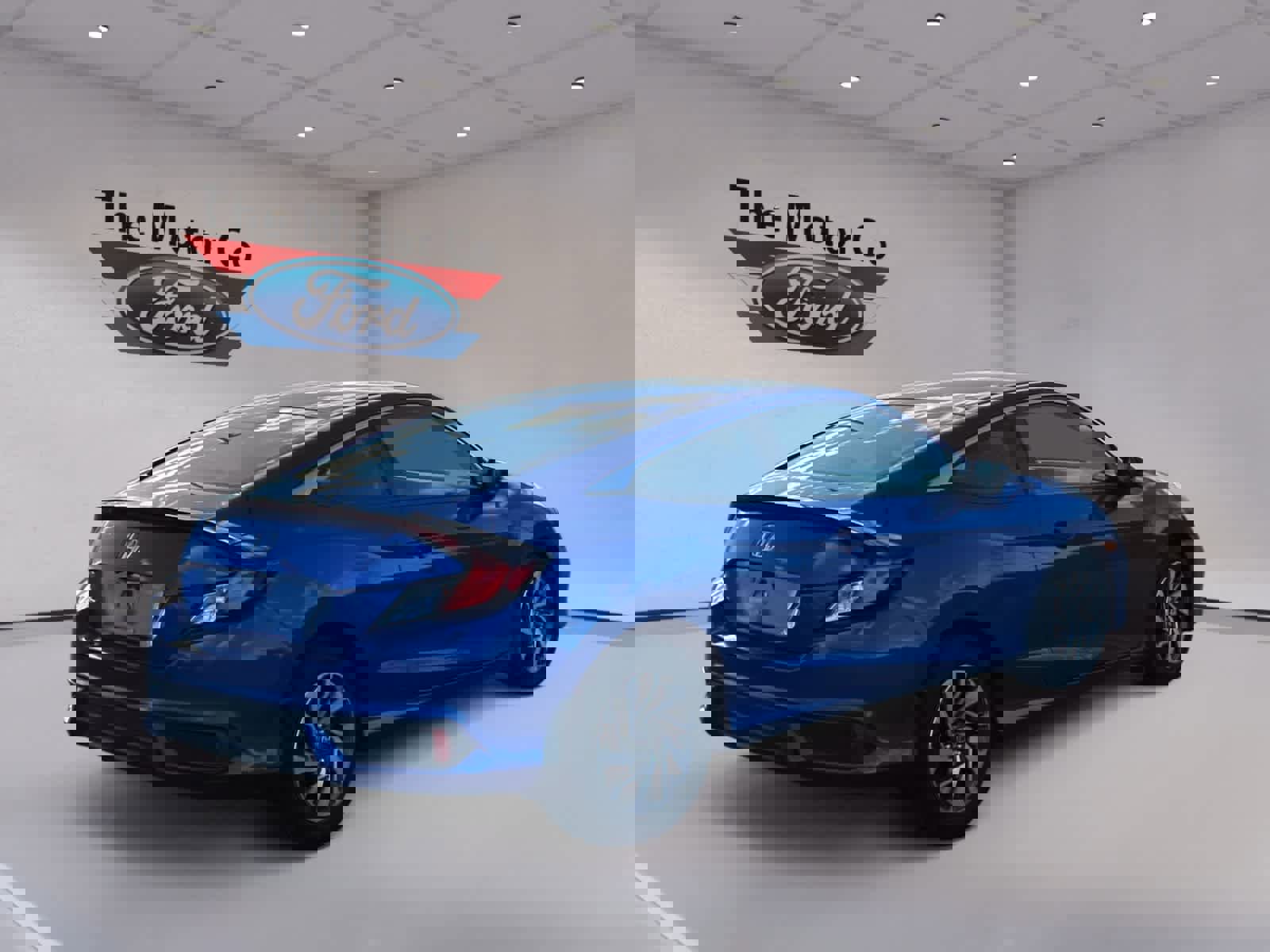 Used 2019 Honda Civic LX image 2