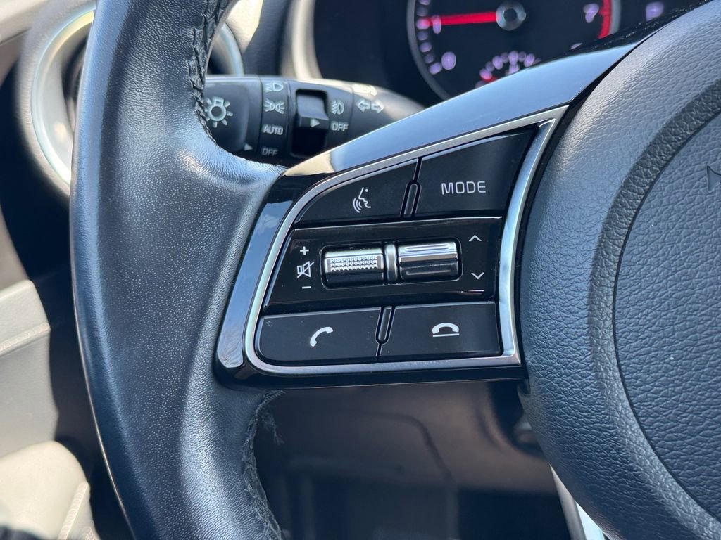 Certified 2019 Kia Forte S image 15