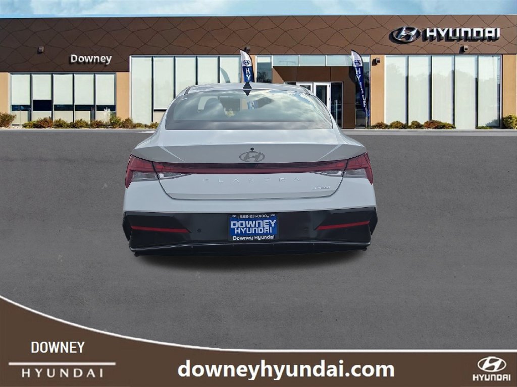 Used 2024 Hyundai Elantra Limited FWD image 4