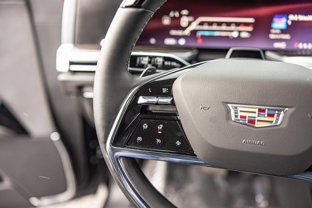 Used 2025 Cadillac Escalade Luxury image 26