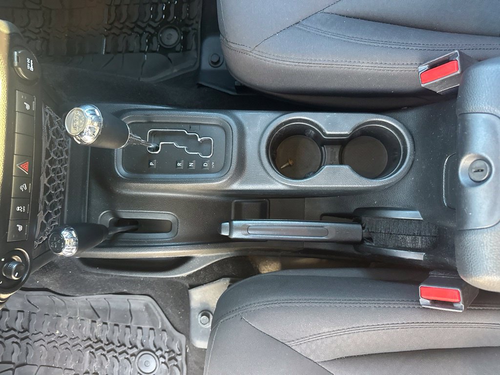 Used 2017 Jeep Wrangler Unlimited Sport w/ Quick Order Package 24S AWD/4WD image 36