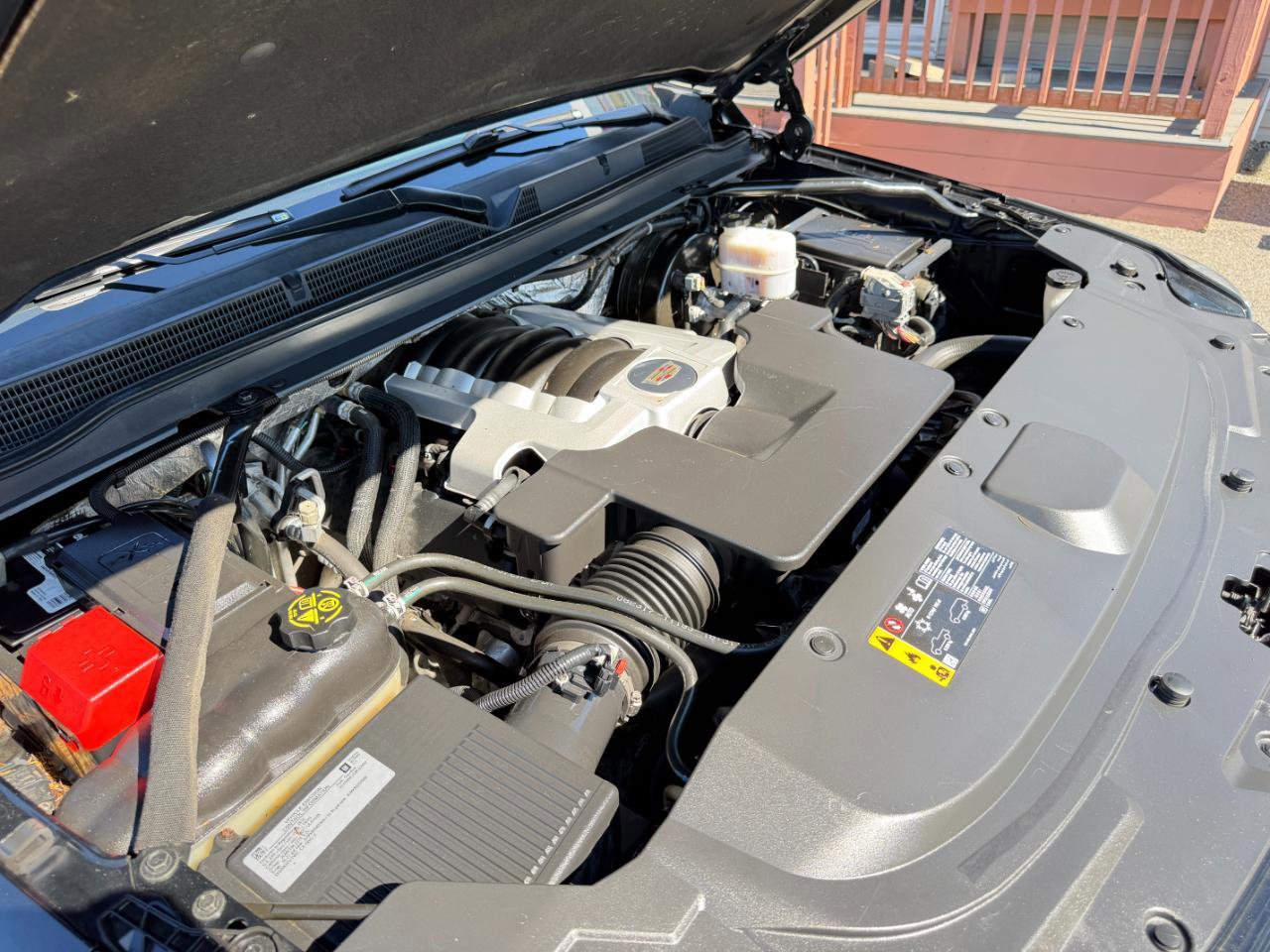 Used 2018 Cadillac Escalade Luxury AWD/4WD image 92