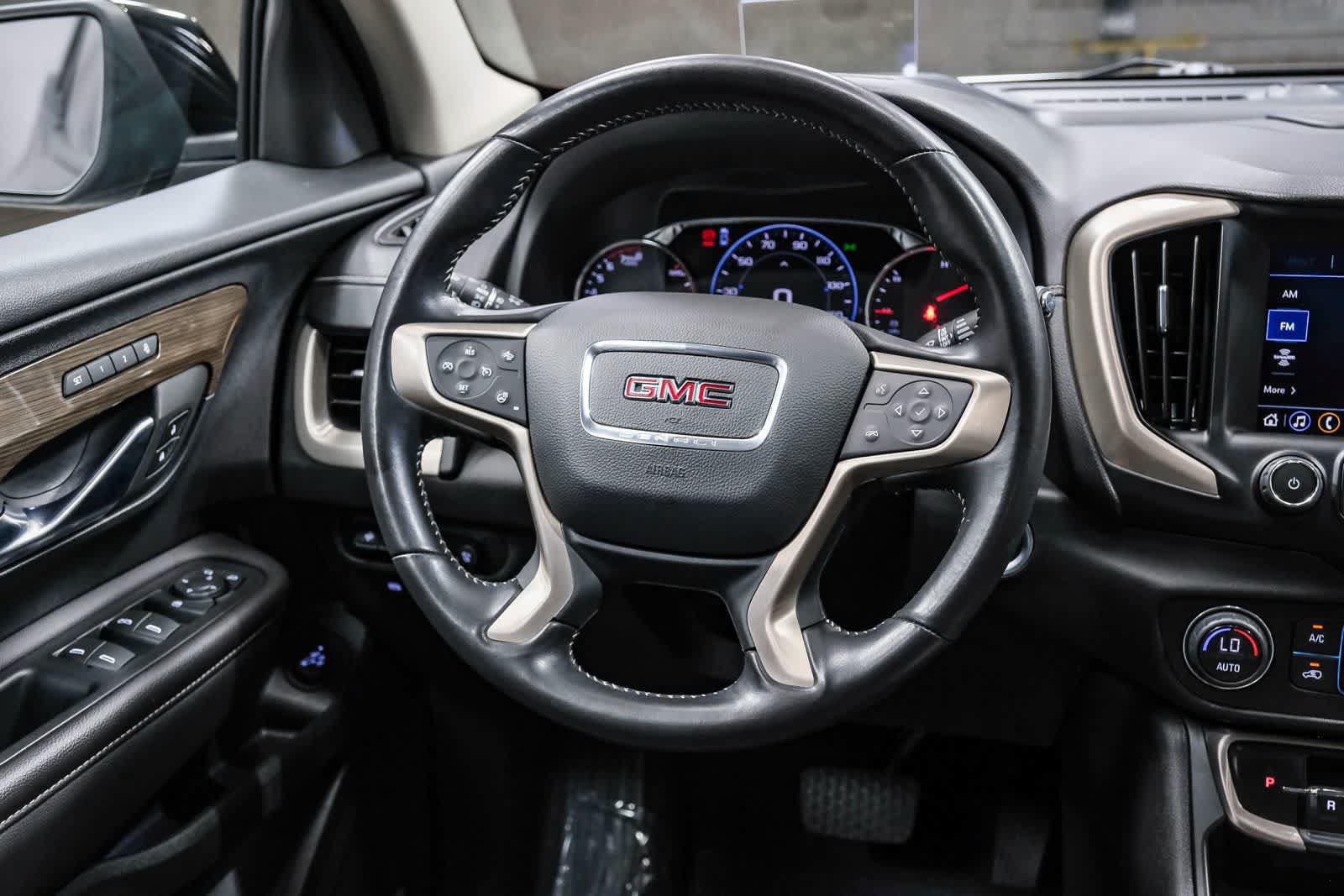 Used 2022 GMC Terrain Denali AWD/4WD image 18