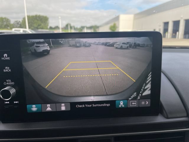 Used 2025 Honda Pilot EX-L image 14