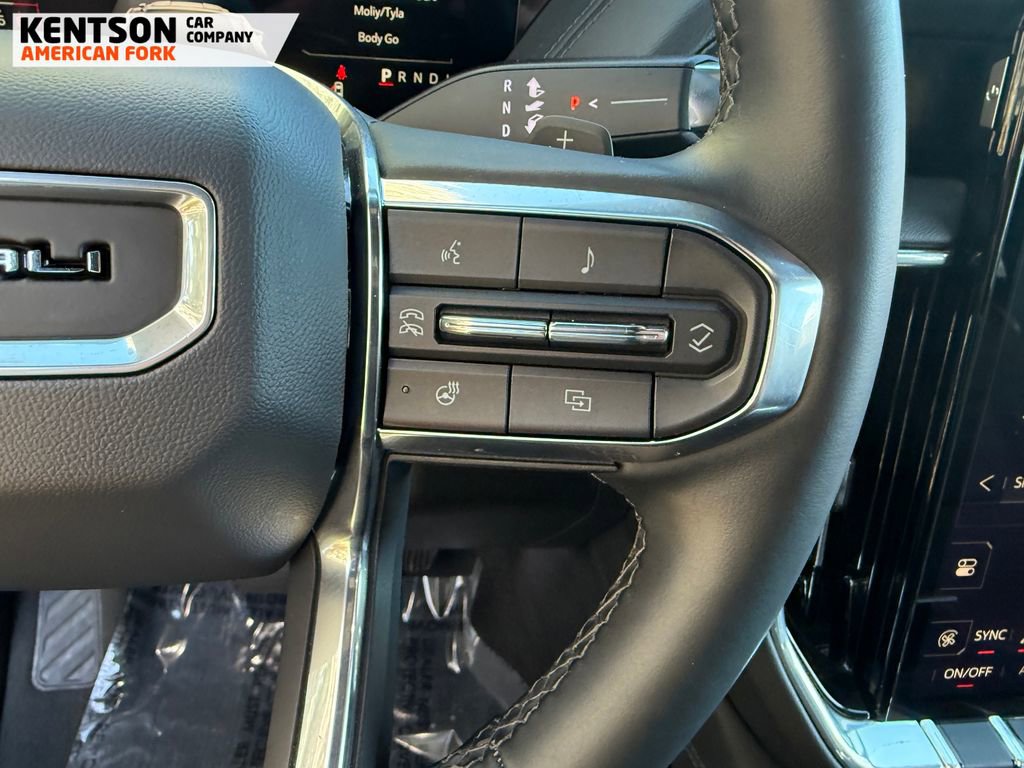 Used 2025 GMC Yukon XL Denali image 18