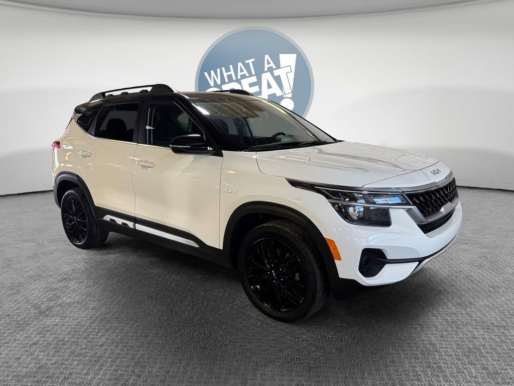 Certified 2022 Kia Seltos Nightfall Edition
