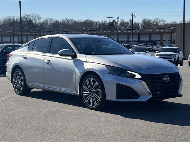 Used 2023 Nissan Altima 2.5 SL image 39