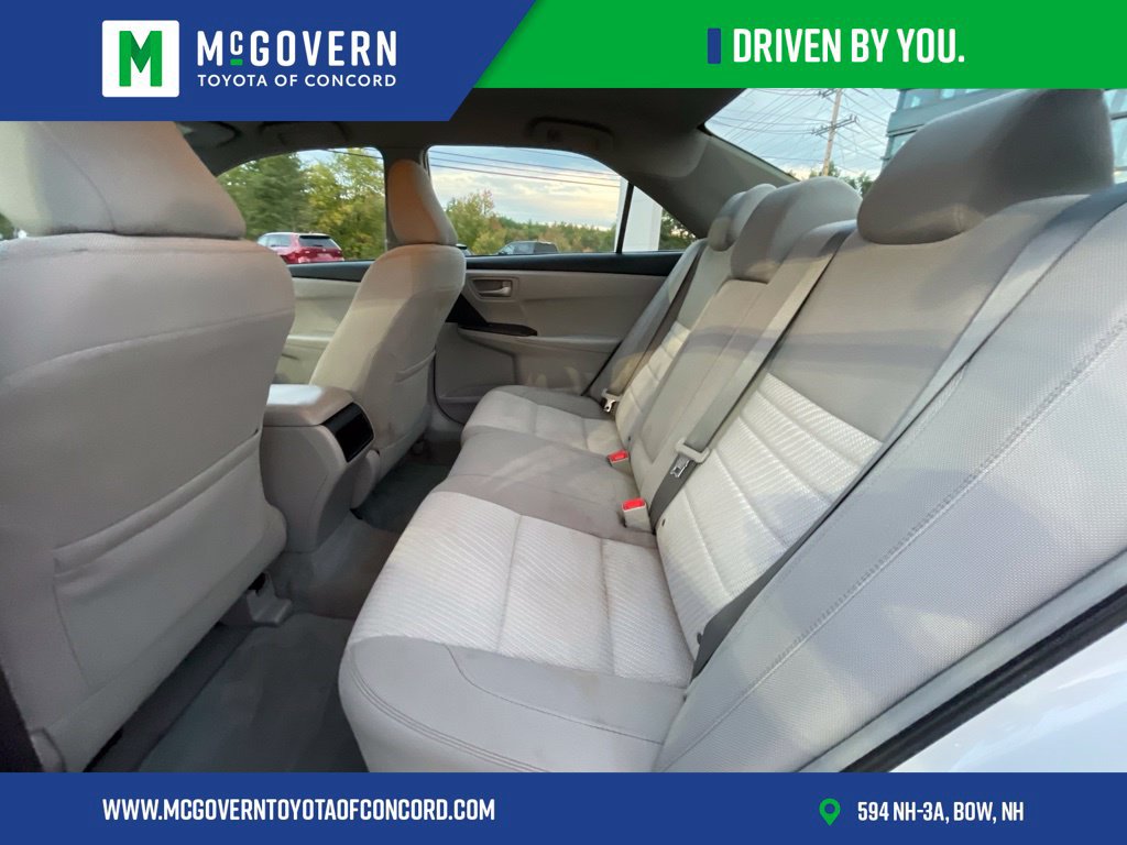 Used 2017 Toyota Camry LE FWD image 16