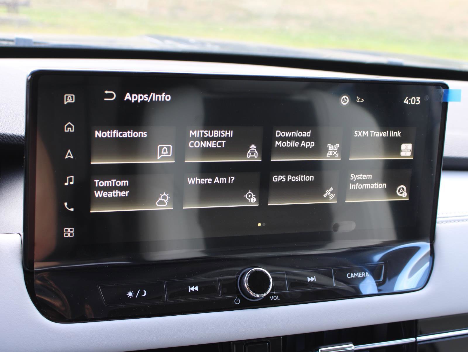 New 2025 Mitsubishi Outlander SE image 26