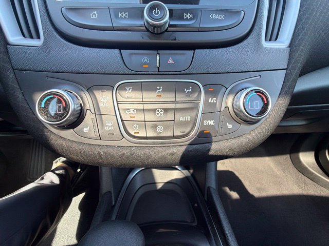 Used 2024 Chevrolet Malibu LT FWD image 23