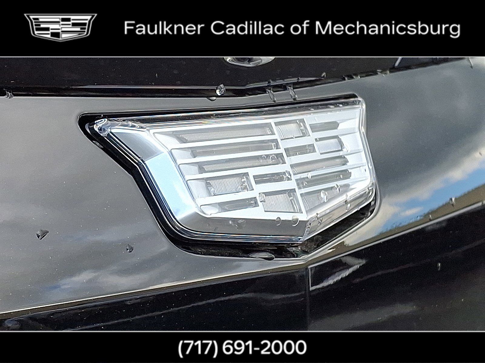 New 2026 Cadillac Vistiq Sport w/ LPO, Floor Liner Package image 21