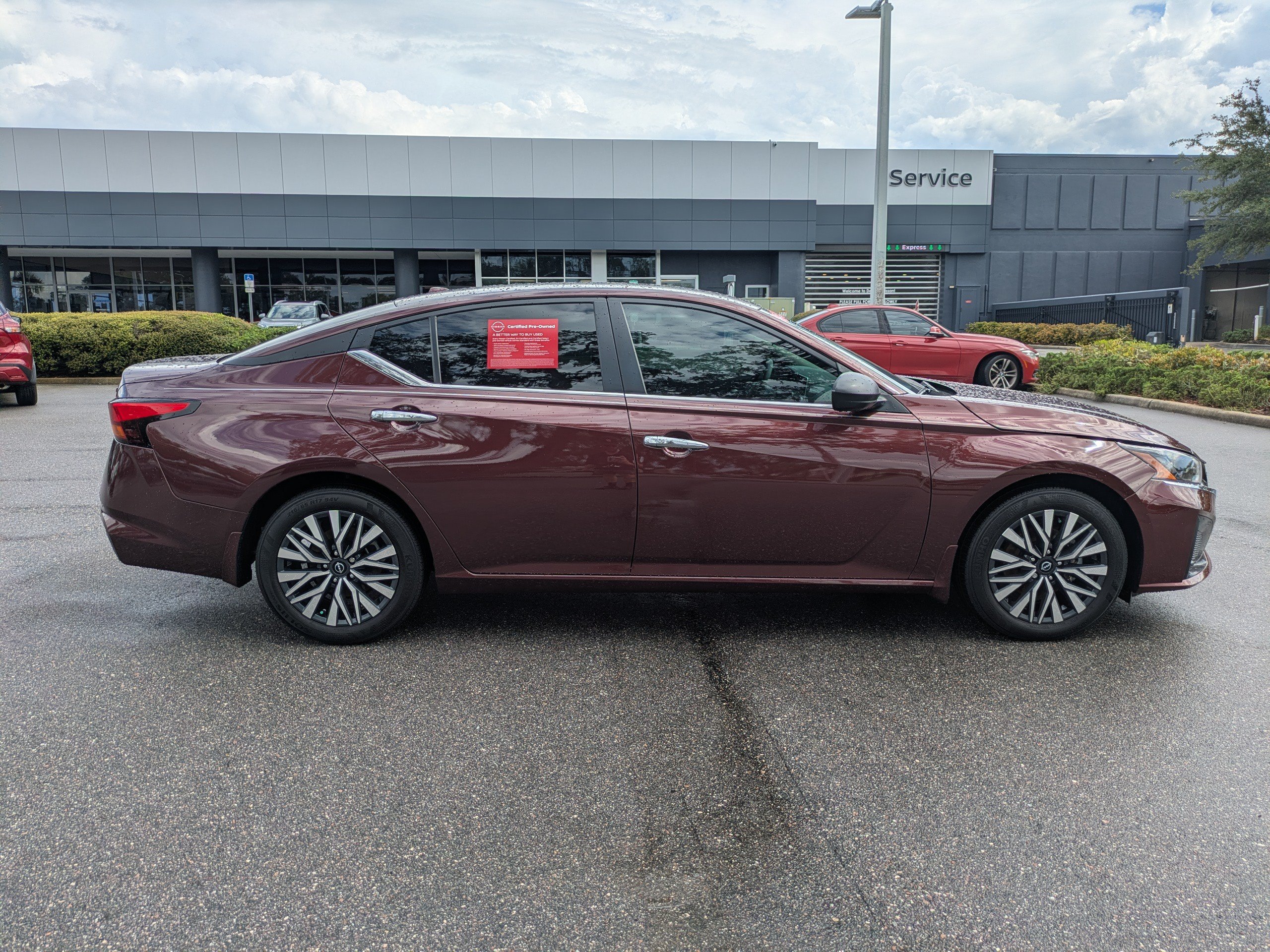Certified 2024 Nissan Altima 2.5 SV FWD image 3