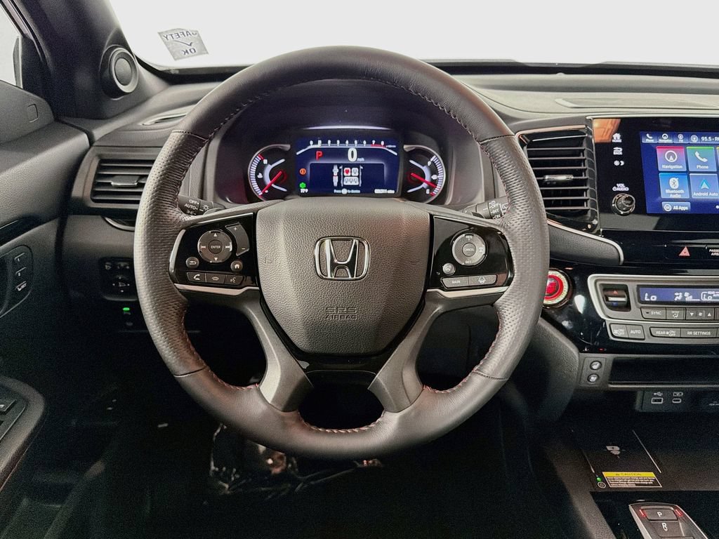 Used 2024 Honda Passport Black Edition image 11