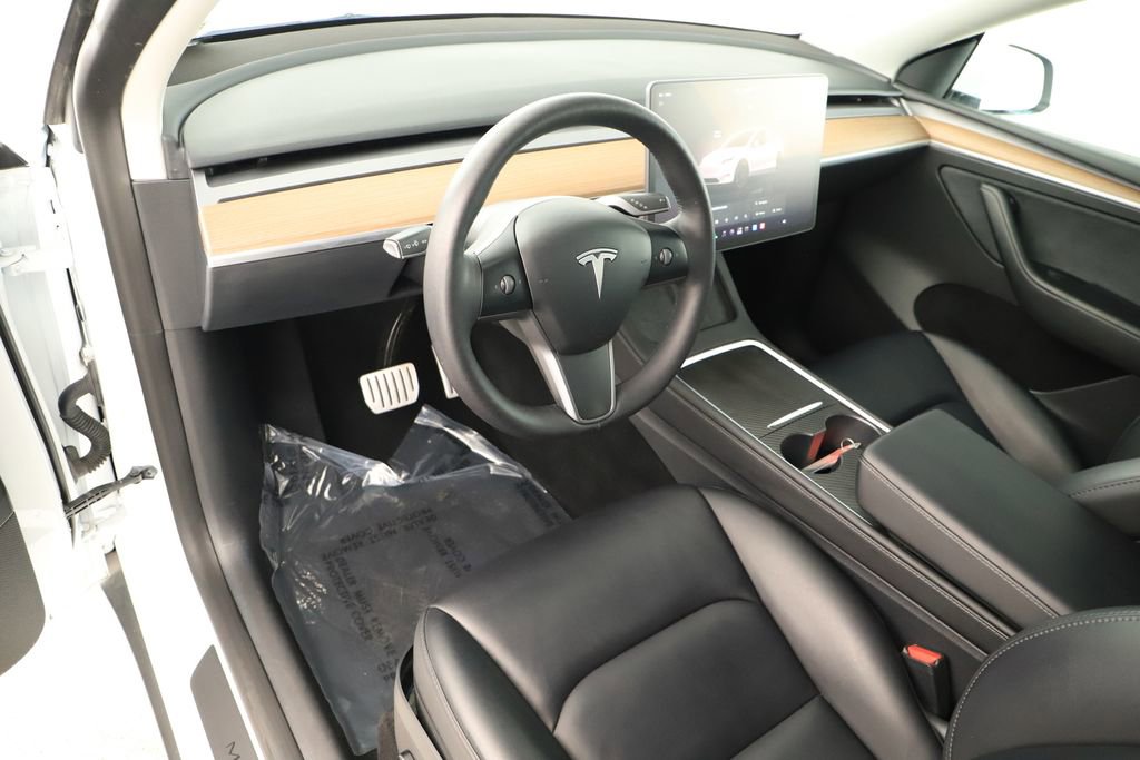 Used 2023 Tesla Model Y Performance AWD/4WD image 14