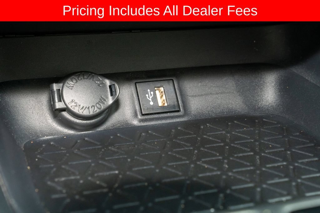 Used 2023 Toyota RAV4 XLE Premium AWD/4WD image 17