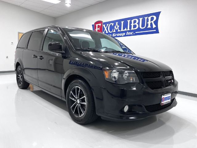 Used 2018 Dodge Grand Caravan GT image 3