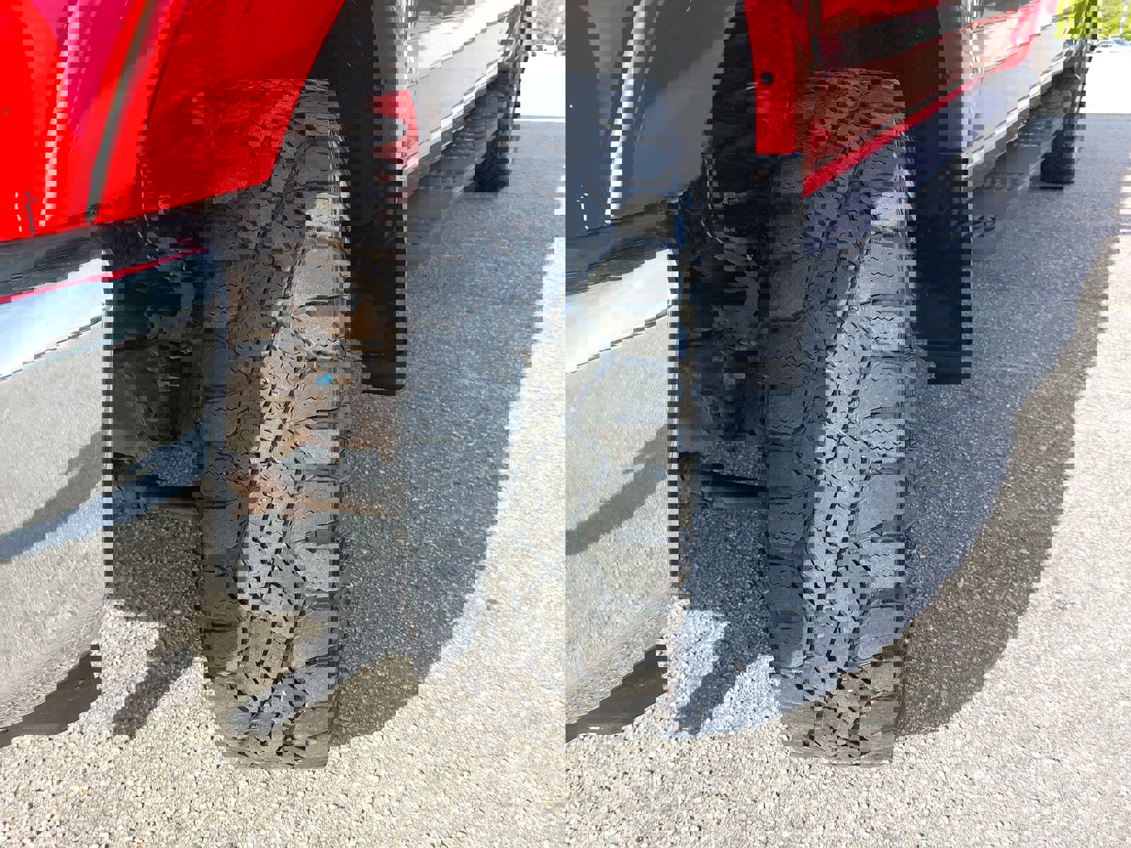 Used 2020 Ford F250 Lariat w/ Tremor Off-Road Package image 35