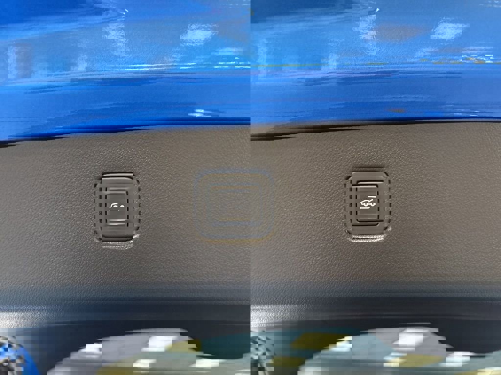 Used 2024 Chevrolet Blazer LT image 9