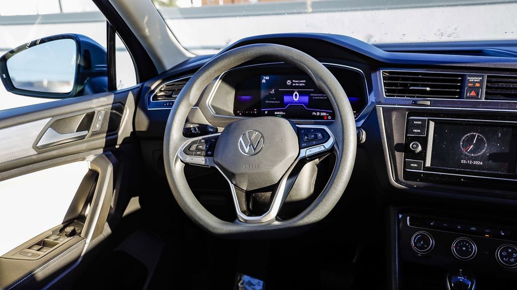 Used 2022 Volkswagen Tiguan S image 18