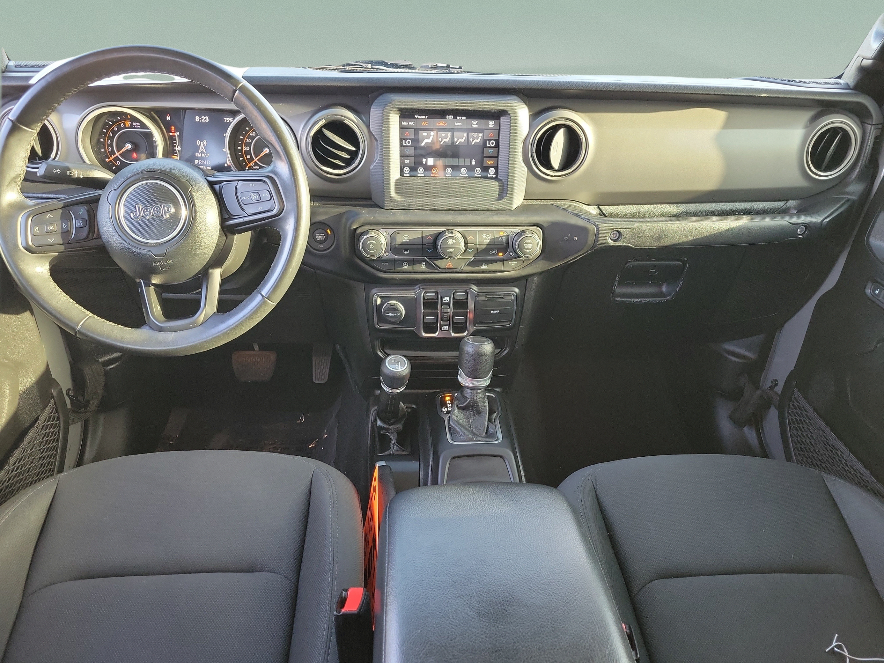 Used 2022 Jeep Gladiator Sport AWD/4WD image 10