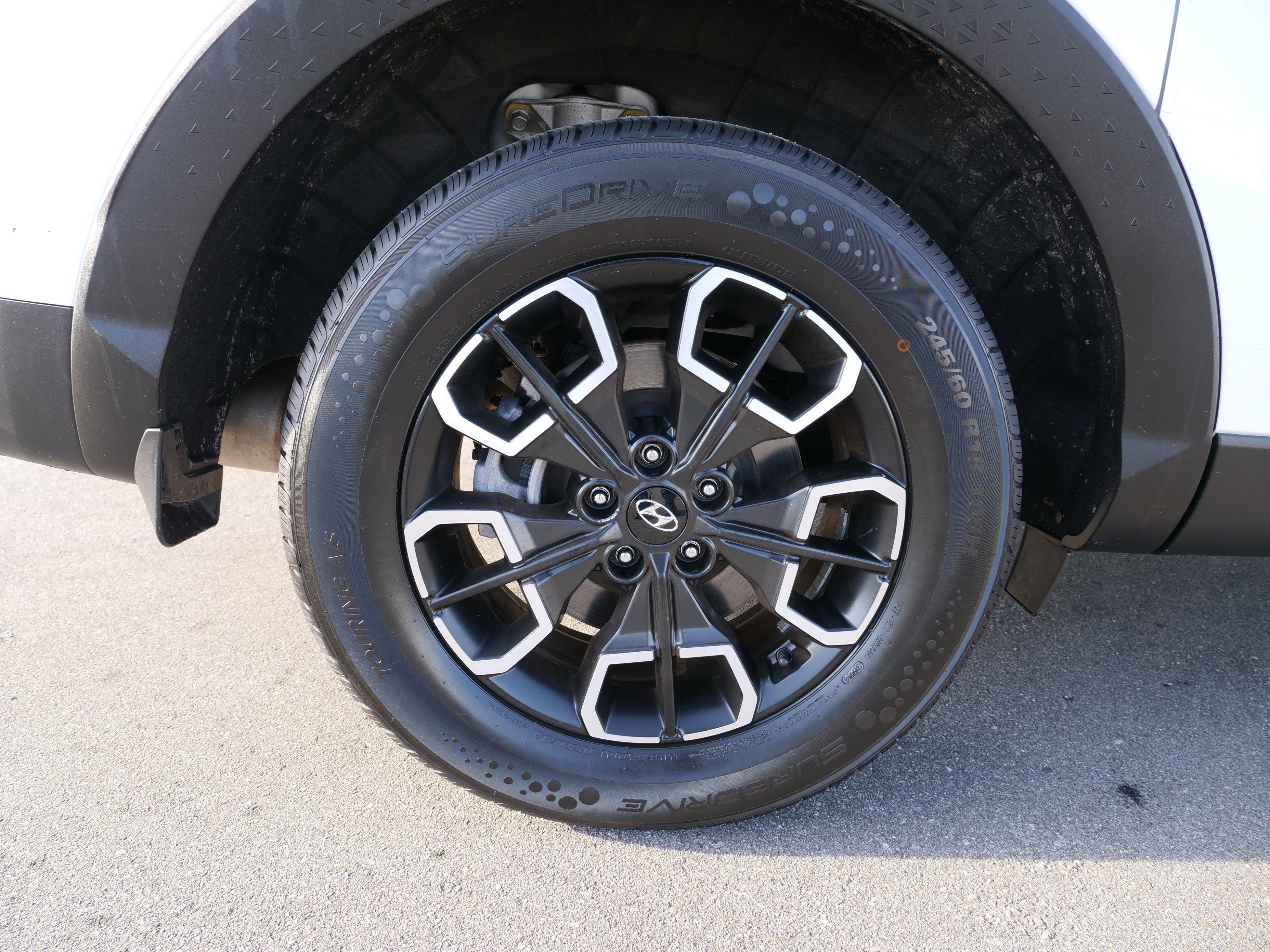 Used 2023 Hyundai Santa Cruz SEL image 12