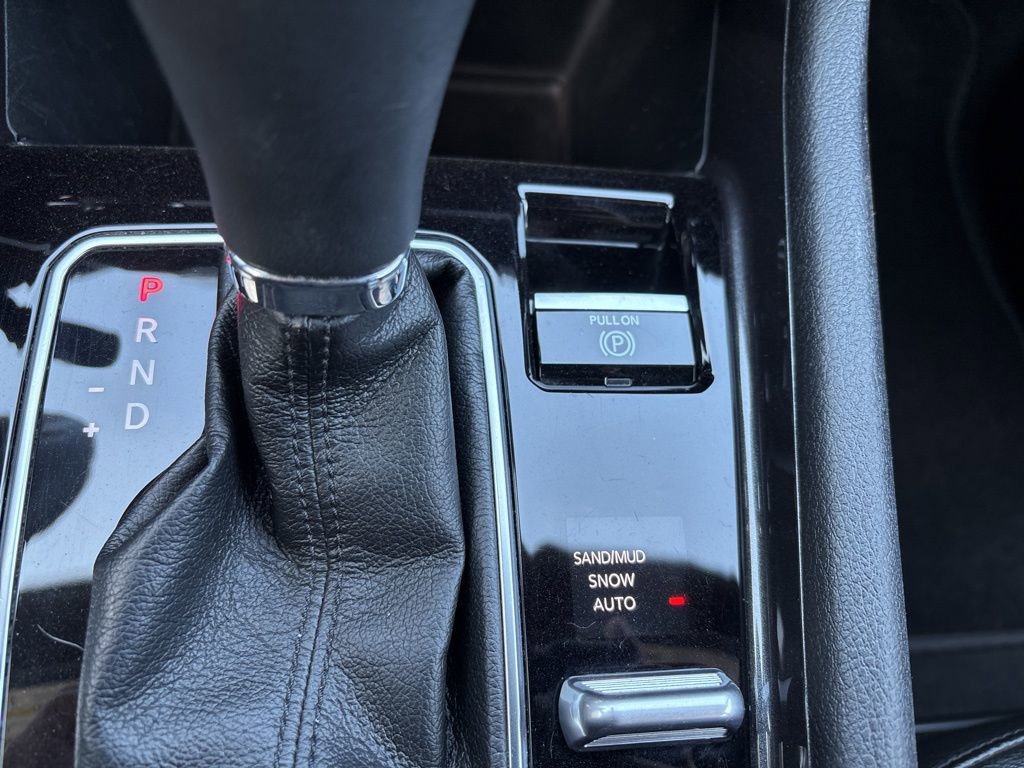 Used 2024 Jeep Compass Latitude image 23