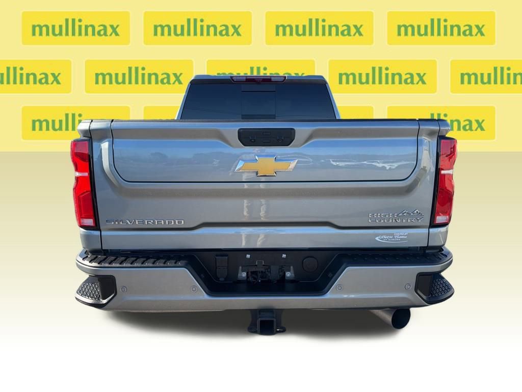 Used 2024 Chevrolet Silverado 2500 High Country image 9