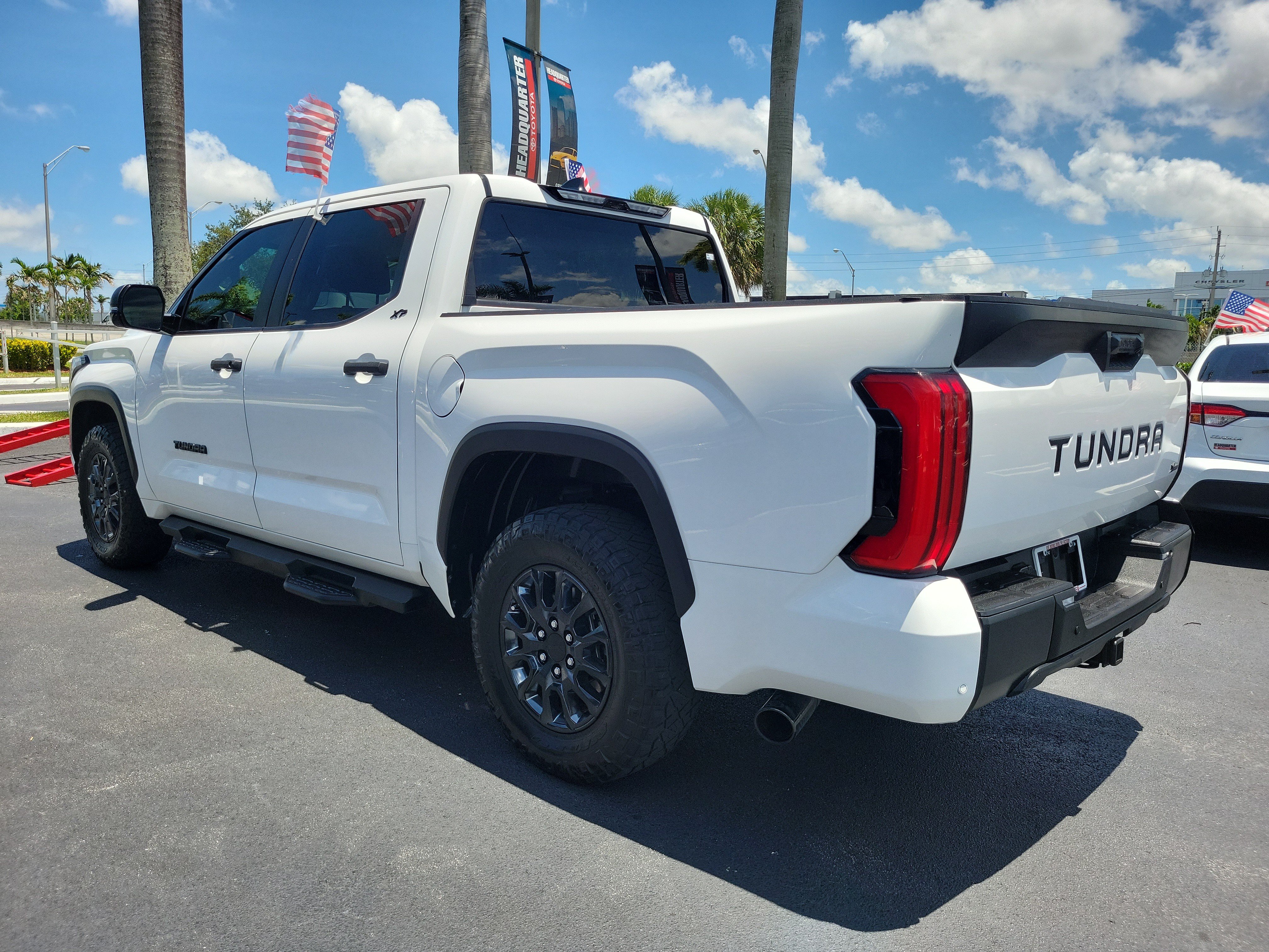 Used 2024 Toyota Tundra SR5 w/ SR5 Convenience Package RWD image 8