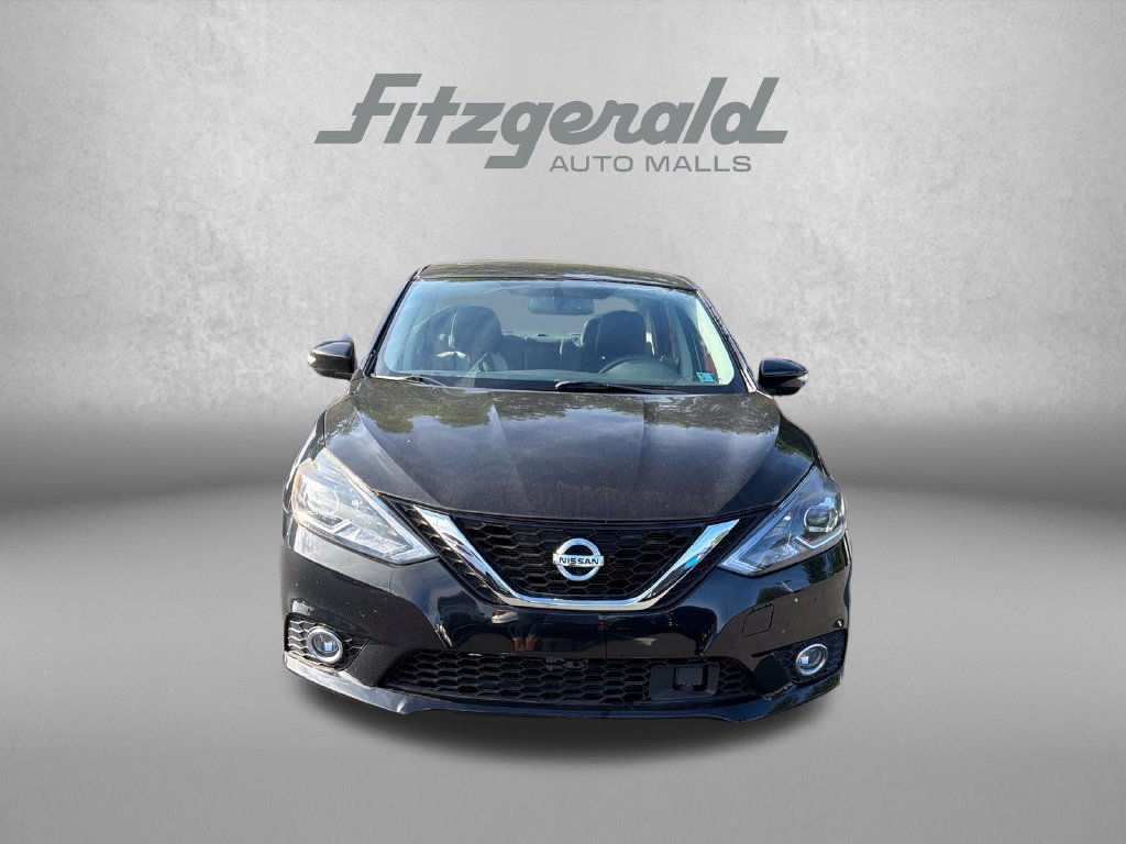 Used 2019 Nissan Sentra SR w/ Premium Package (SR) FWD image 2