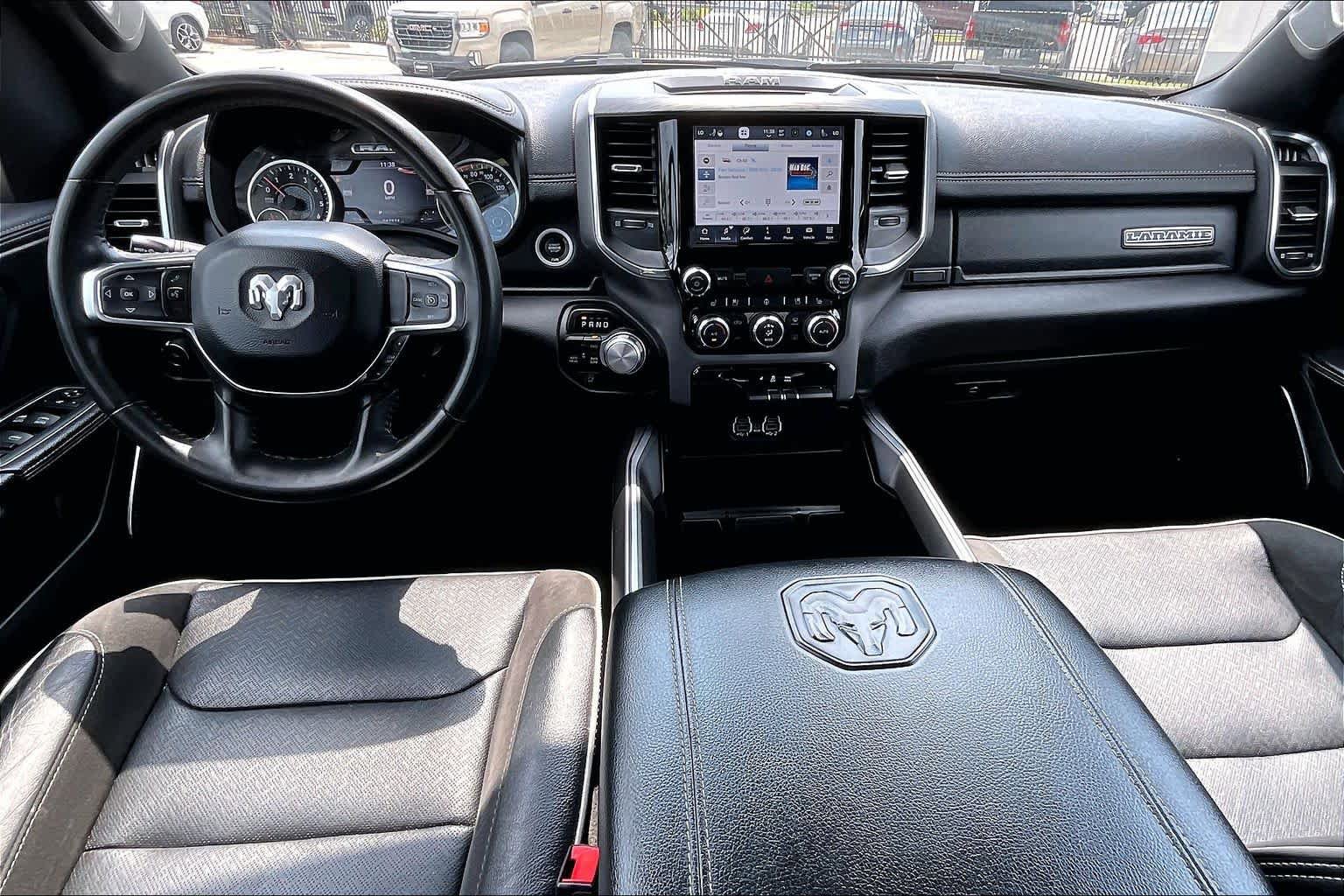 Used 2024 RAM 1500 Laramie AWD/4WD image 15