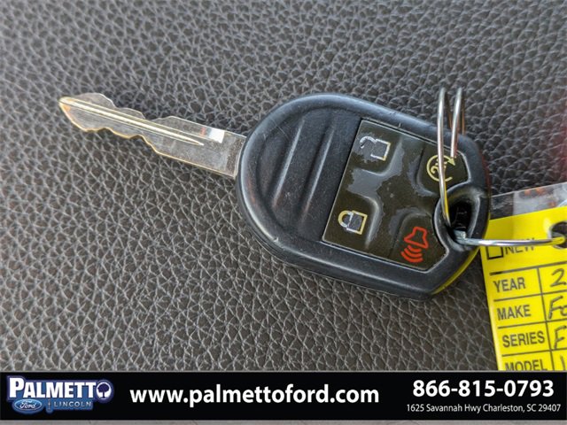 Used 2015 Ford F250 Lariat w/ Lariat Ultimate Package image 32