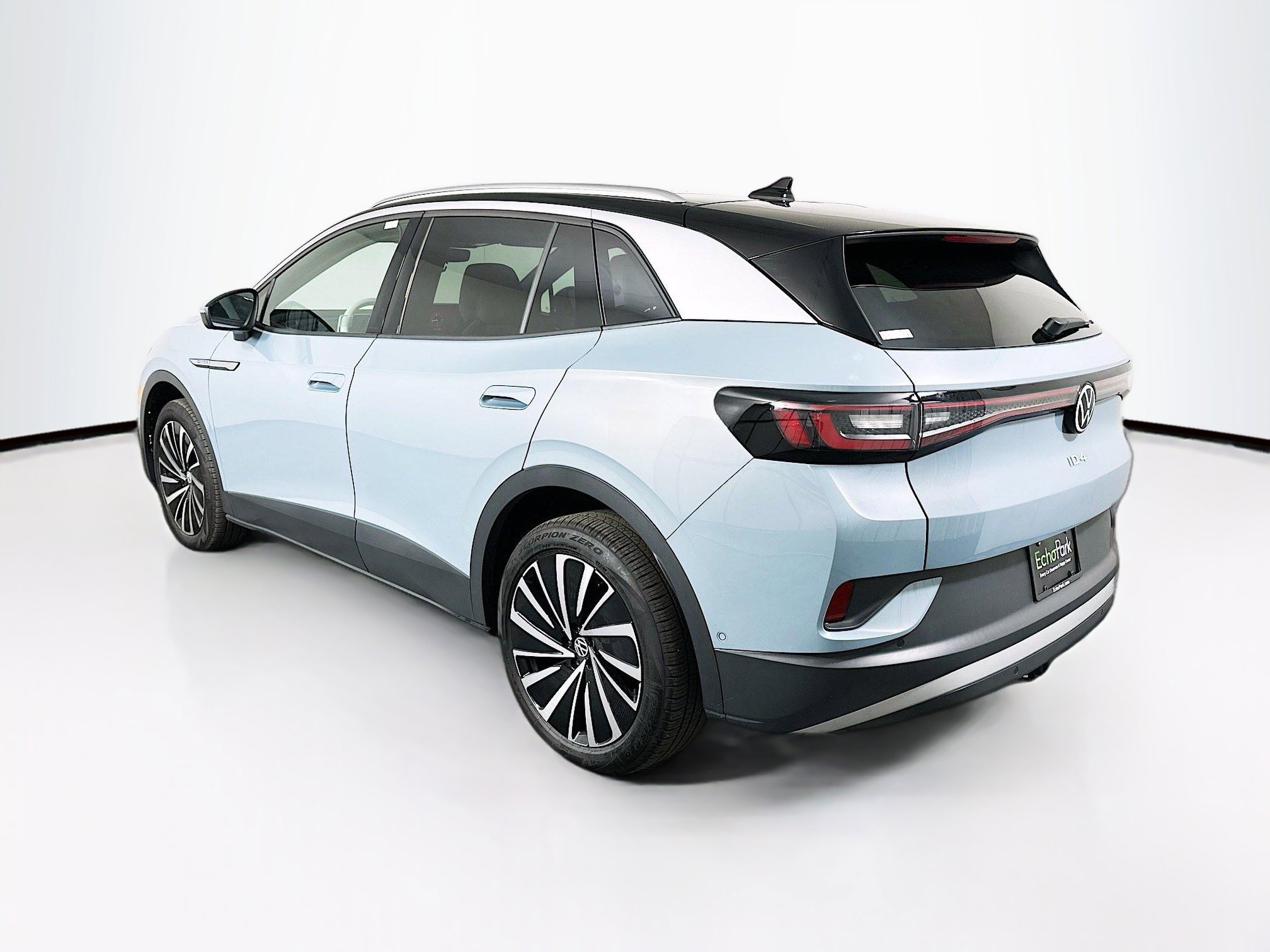Used 2023 Volkswagen ID.4 Pro S Plus AWD/4WD image 5